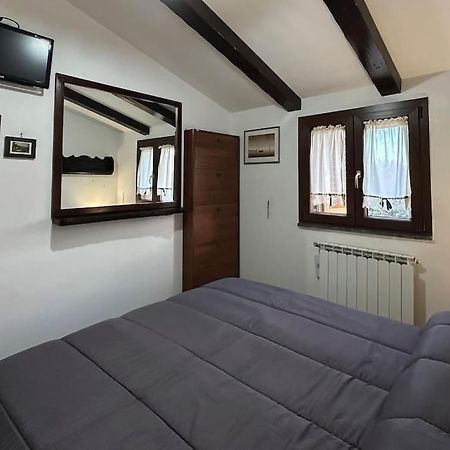 Free Parking La Bianca Neve Cottage Castel Di Sangro Exterior photo